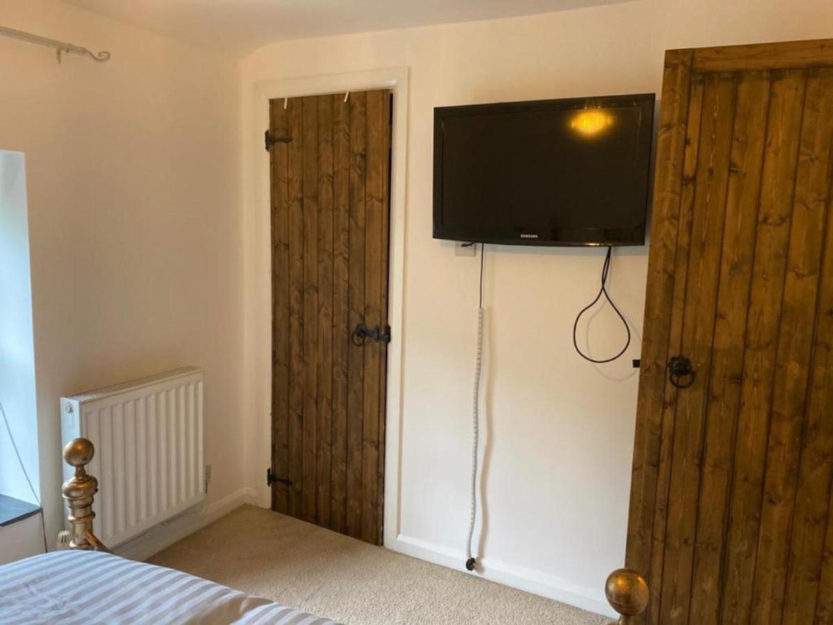 2-Bed Cottage In In Welsh Valley Nr Swansea Exteriér fotografie