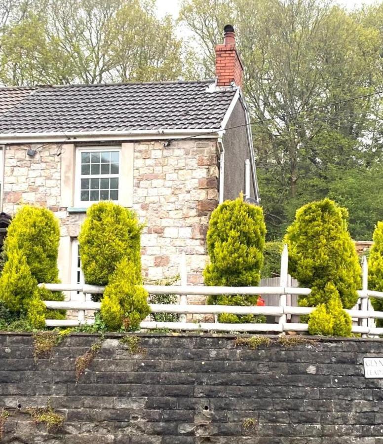 2-Bed Cottage In In Welsh Valley Nr Swansea Exteriér fotografie